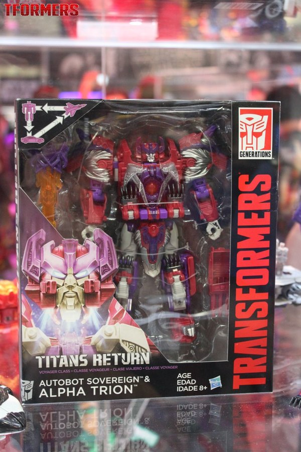 SDCC 2016   Generations Platinum Series And Titans Return Preview Night Display 120 (120 of 157)